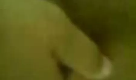 از جان گذشته, زیبایی, آماده به فاک جدیدترین سوپرایرانی است